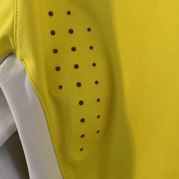 Reebok Cross Fit Quarter Zip Exercise Sweater - Picture 9 of 11